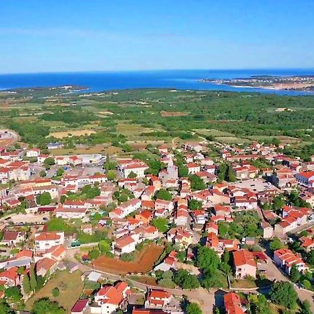 Apartament Apartman Slavko Tar-Vabriga Zewnętrze zdjęcie