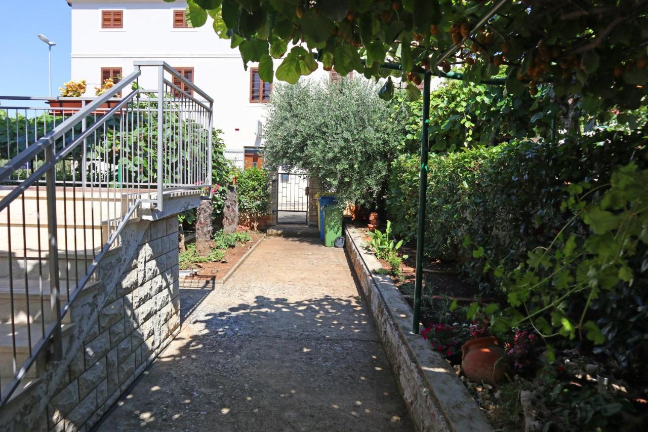 Apartament Apartman Slavko Tar-Vabriga Zewnętrze zdjęcie