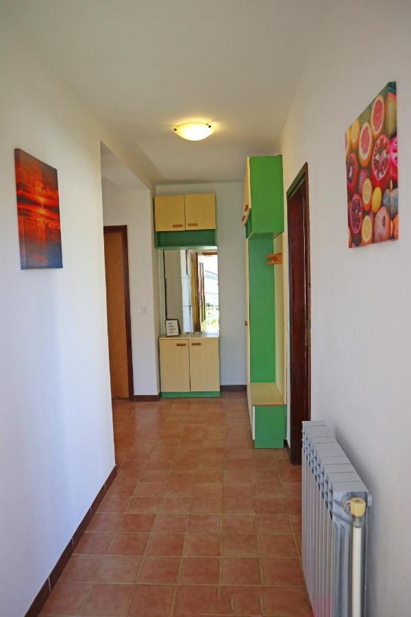 Apartament Apartman Slavko Tar-Vabriga Zewnętrze zdjęcie