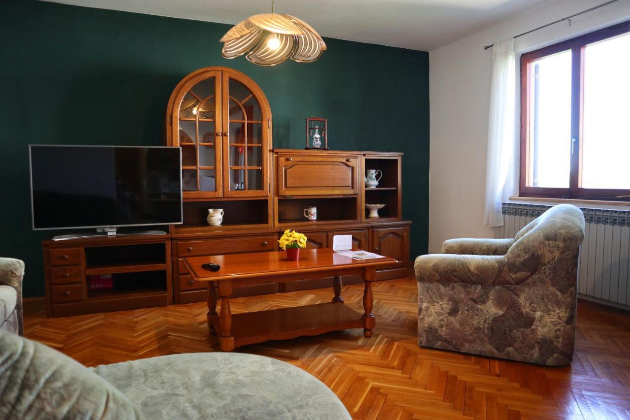 Apartament Apartman Slavko Tar-Vabriga Zewnętrze zdjęcie