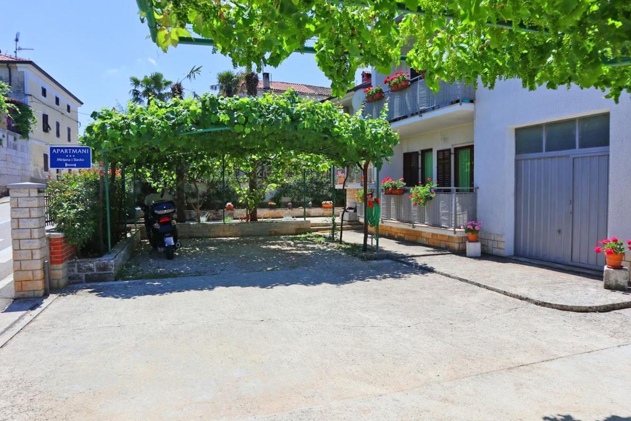 Apartament Apartman Slavko Tar-Vabriga Zewnętrze zdjęcie